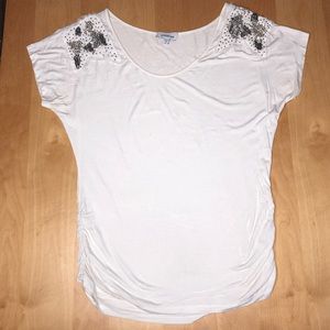 Bebe M/L shirt 👚 in white 💟